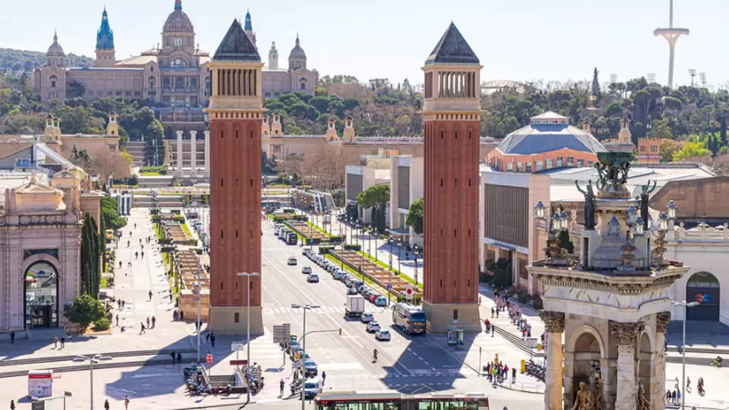 Living In Spain: Pros And Cons